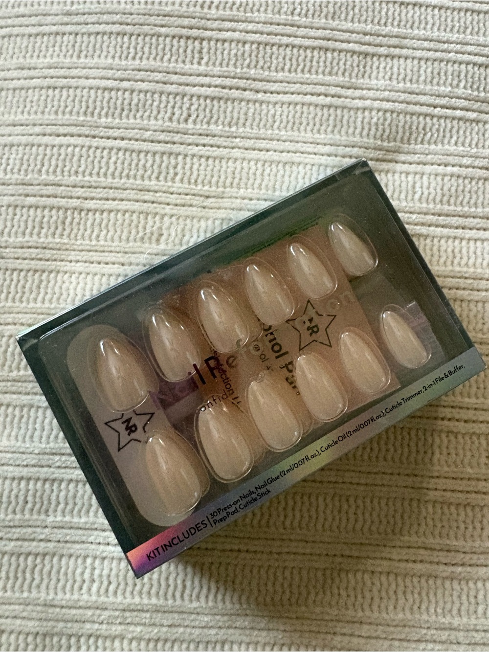 Nail Reformation Shinny Neutral Nude Press-On Nails Short Almond